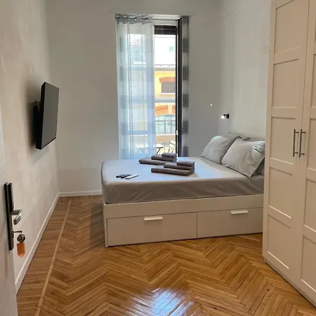 DROOMS 4,0 domotic smart self 24h,7 vicino treni Porta Susa e Centro Storico-3